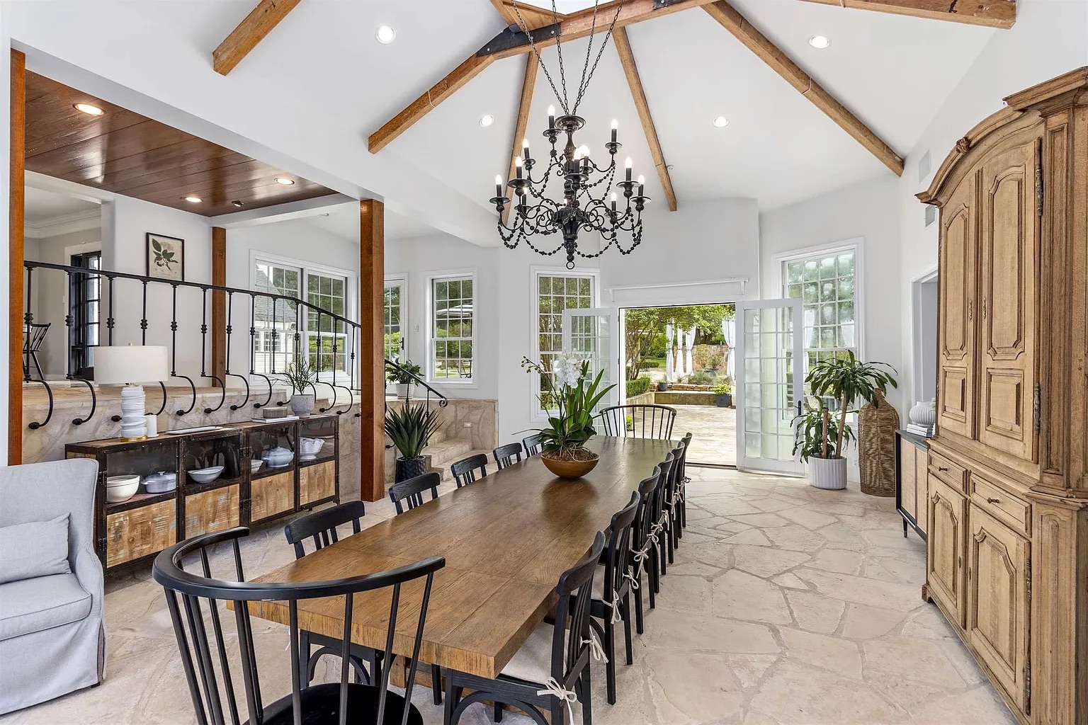 Tyler Estate dining room — Texas